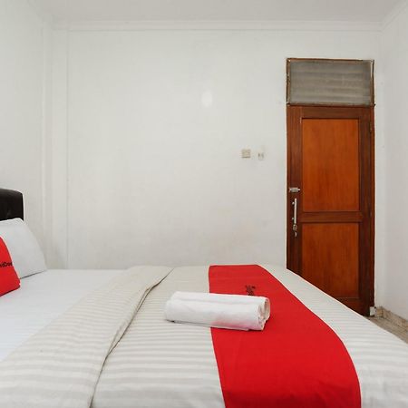 Reddoorz Syariah Near Aeon Mall Tanjung Barat Τζακάρτα Εξωτερικό φωτογραφία