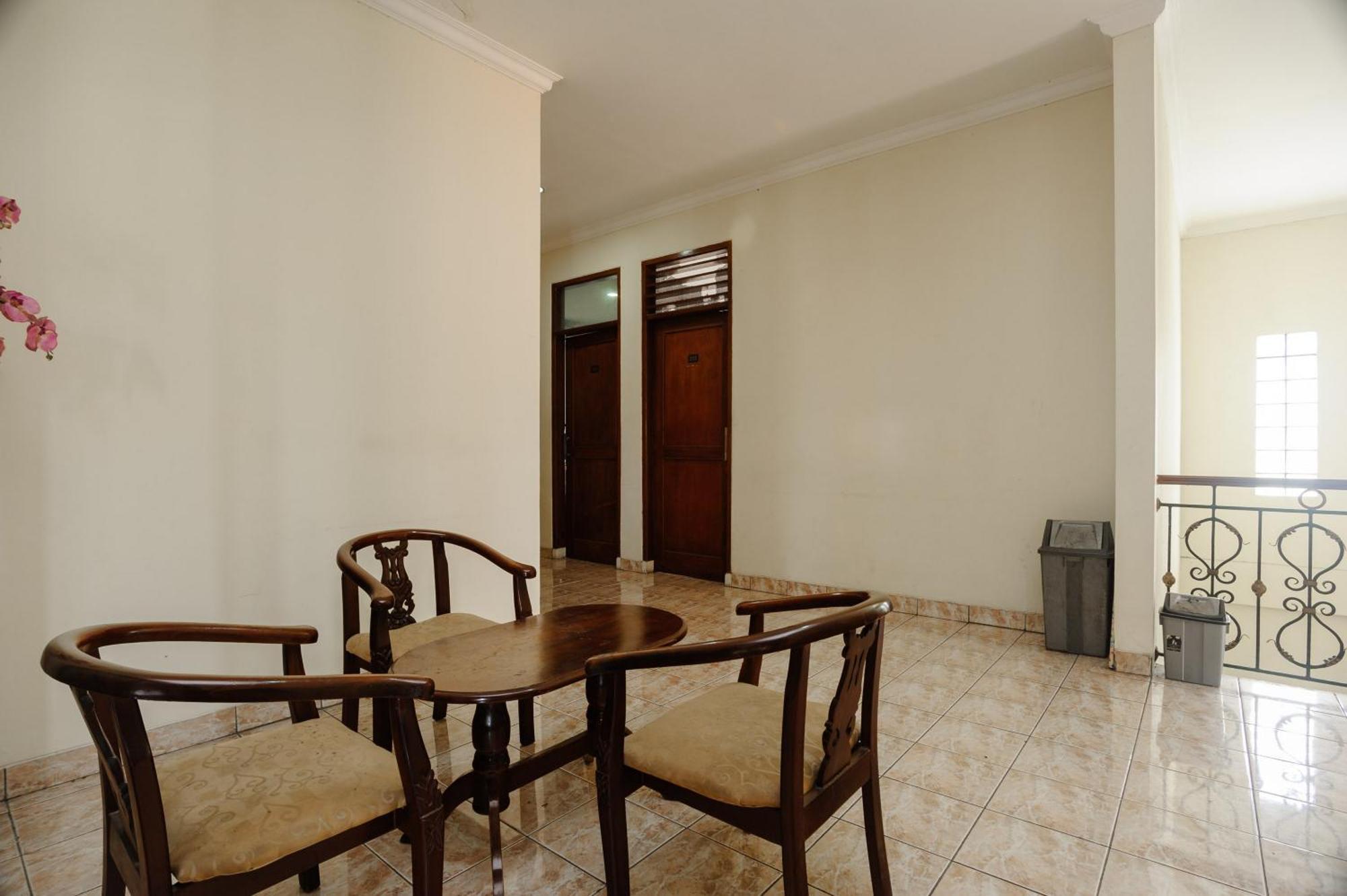 Reddoorz Syariah Near Aeon Mall Tanjung Barat Τζακάρτα Εξωτερικό φωτογραφία