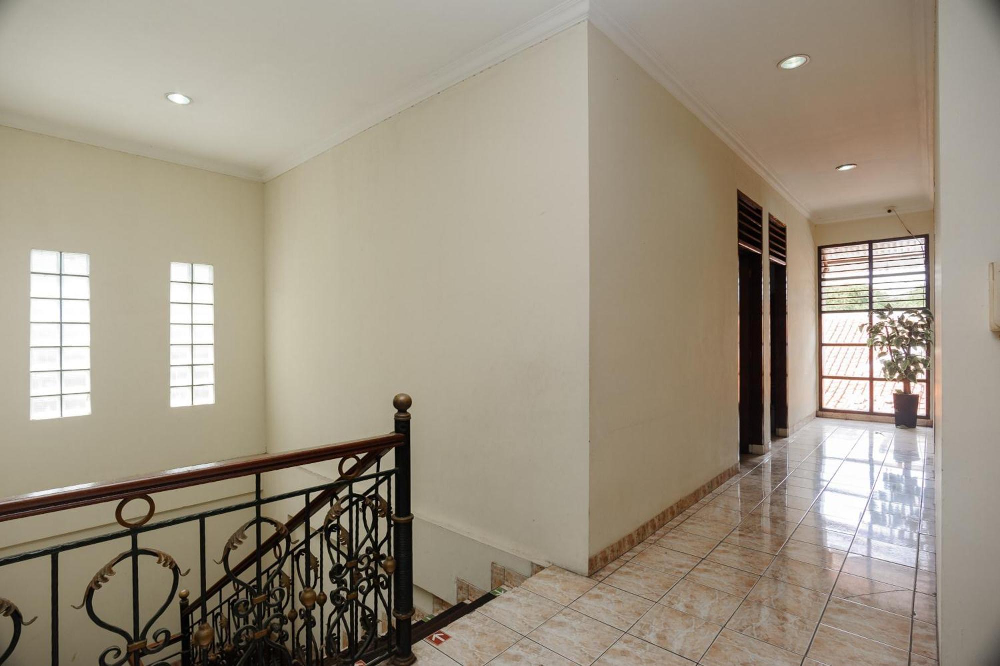 Reddoorz Syariah Near Aeon Mall Tanjung Barat Τζακάρτα Εξωτερικό φωτογραφία